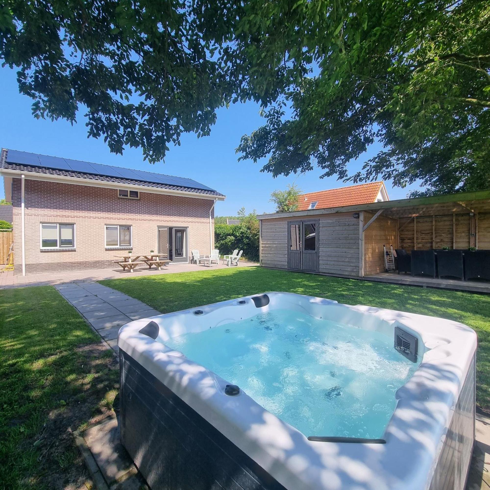 Luxus Familienvilla Mit Jacuzzi & Sauna 2 Tzummarum Exterior photo